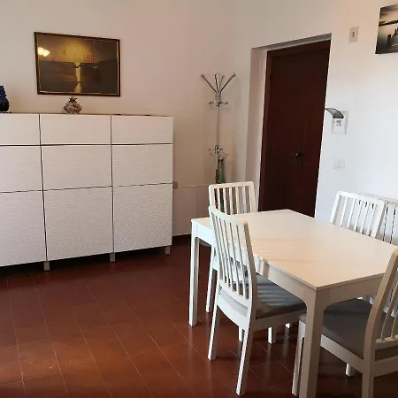 Apartman Trilocale Con Giardino Al Mare *